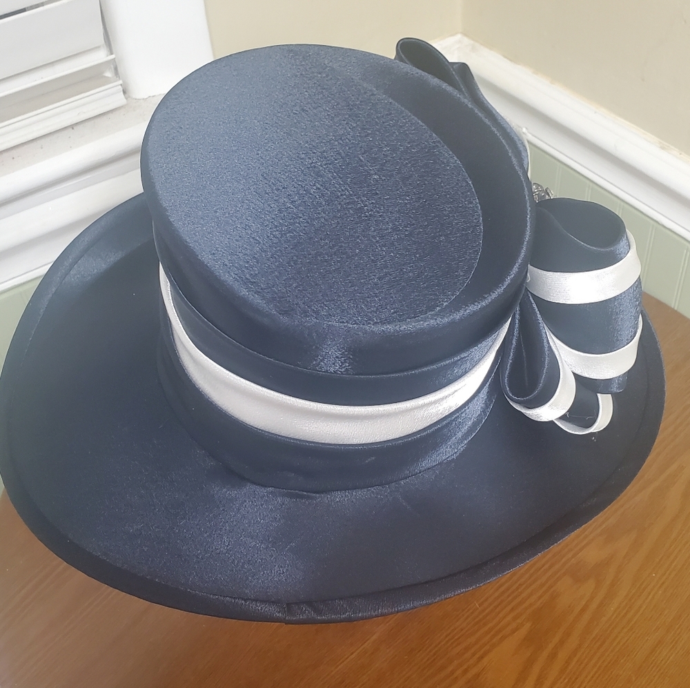 Asymmetrical Kentucky Derby  Hat - Picture 6 of 9